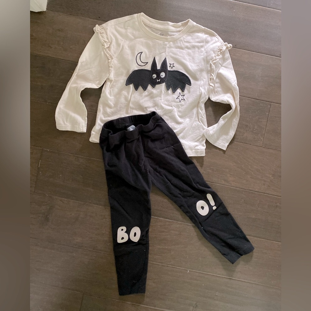 Gap Halloween set 4T EUC